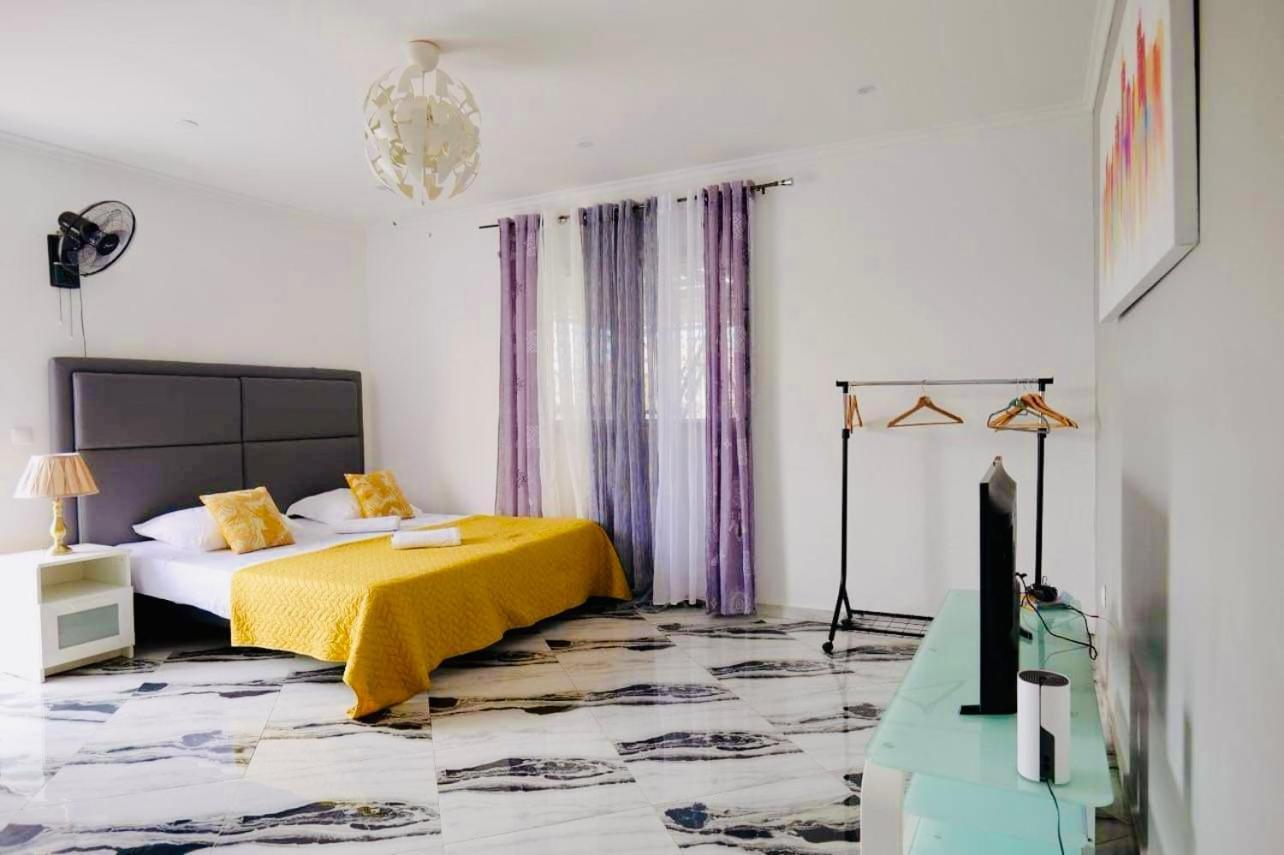 טאראפל Hotel Xinte Na Casa מראה חיצוני תמונה