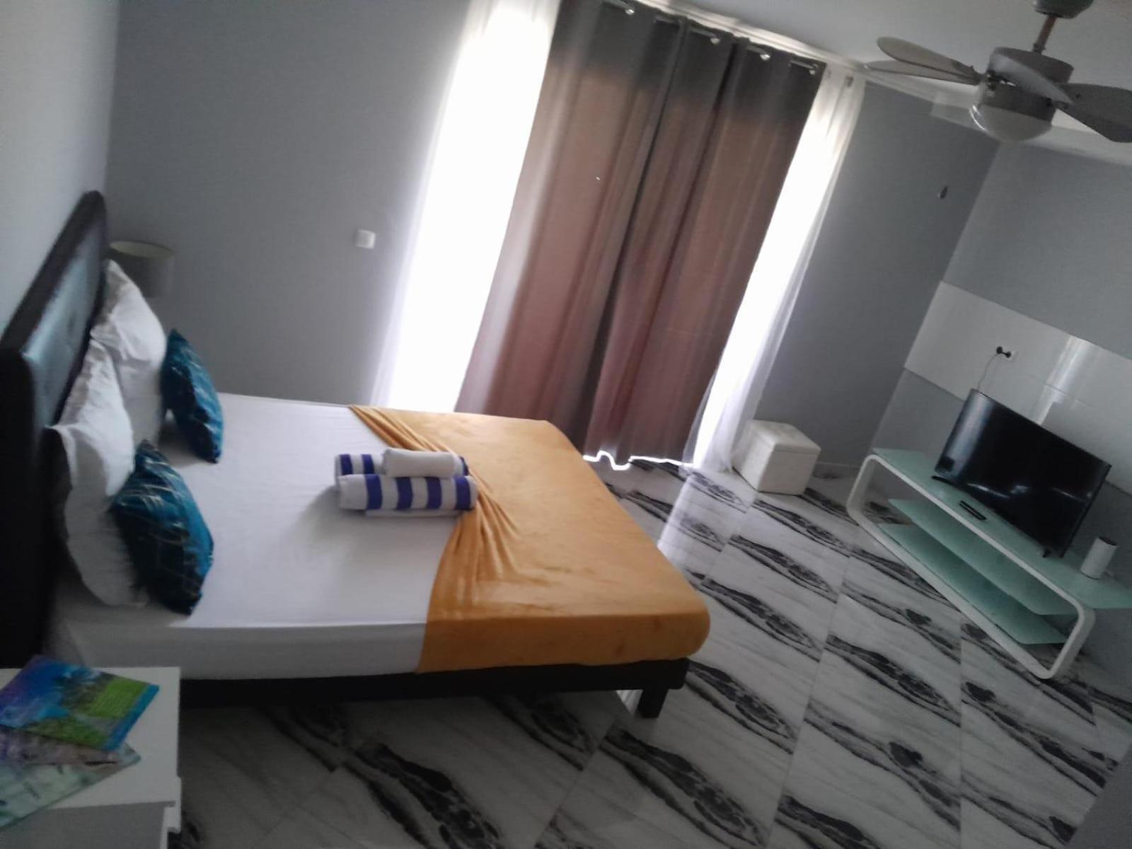 טאראפל Hotel Xinte Na Casa מראה חיצוני תמונה